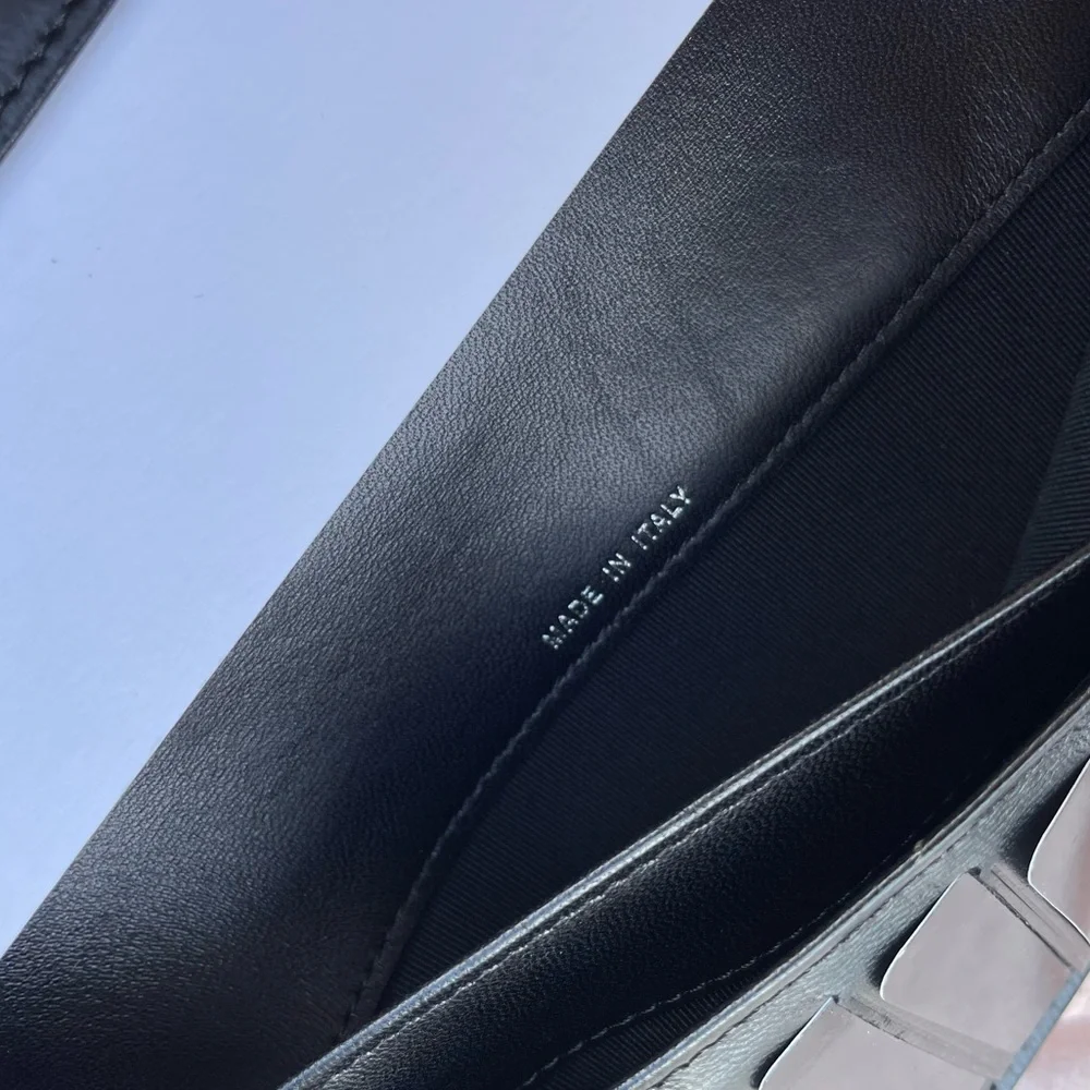CHANEL Black Leather Chain-Handle Crossbody Bag with Silver Trim